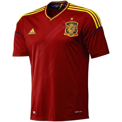 16欧洲杯西班牙球衣（欧洲杯西班牙球队衣服）